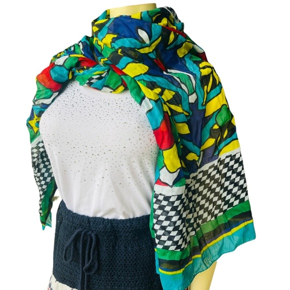 Scarf Wrap Shawl 68" x 40" - Picture 3 of 9